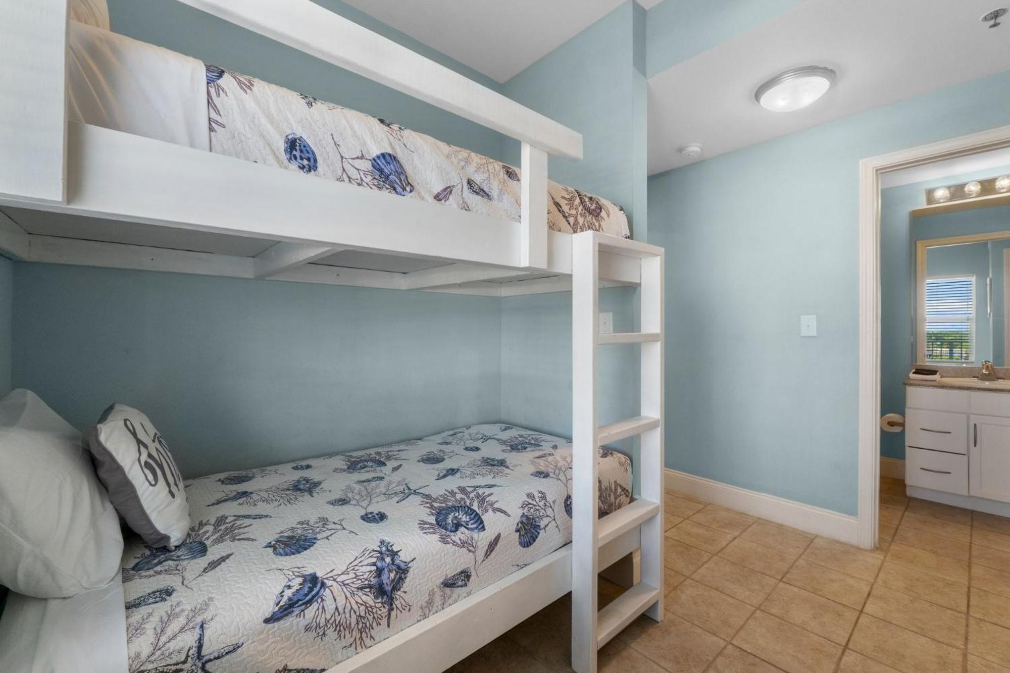 Keep It Beachy At Laketown Wharf #611 By Nautical Properties Vacation Rentals 巴拿马城 外观 照片