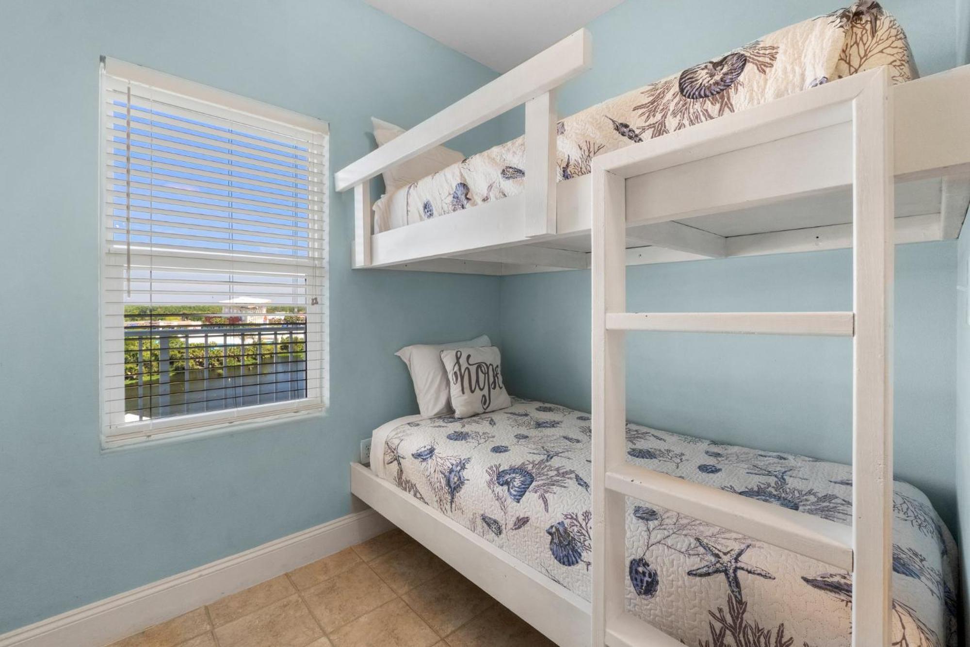 Keep It Beachy At Laketown Wharf #611 By Nautical Properties Vacation Rentals 巴拿马城 外观 照片